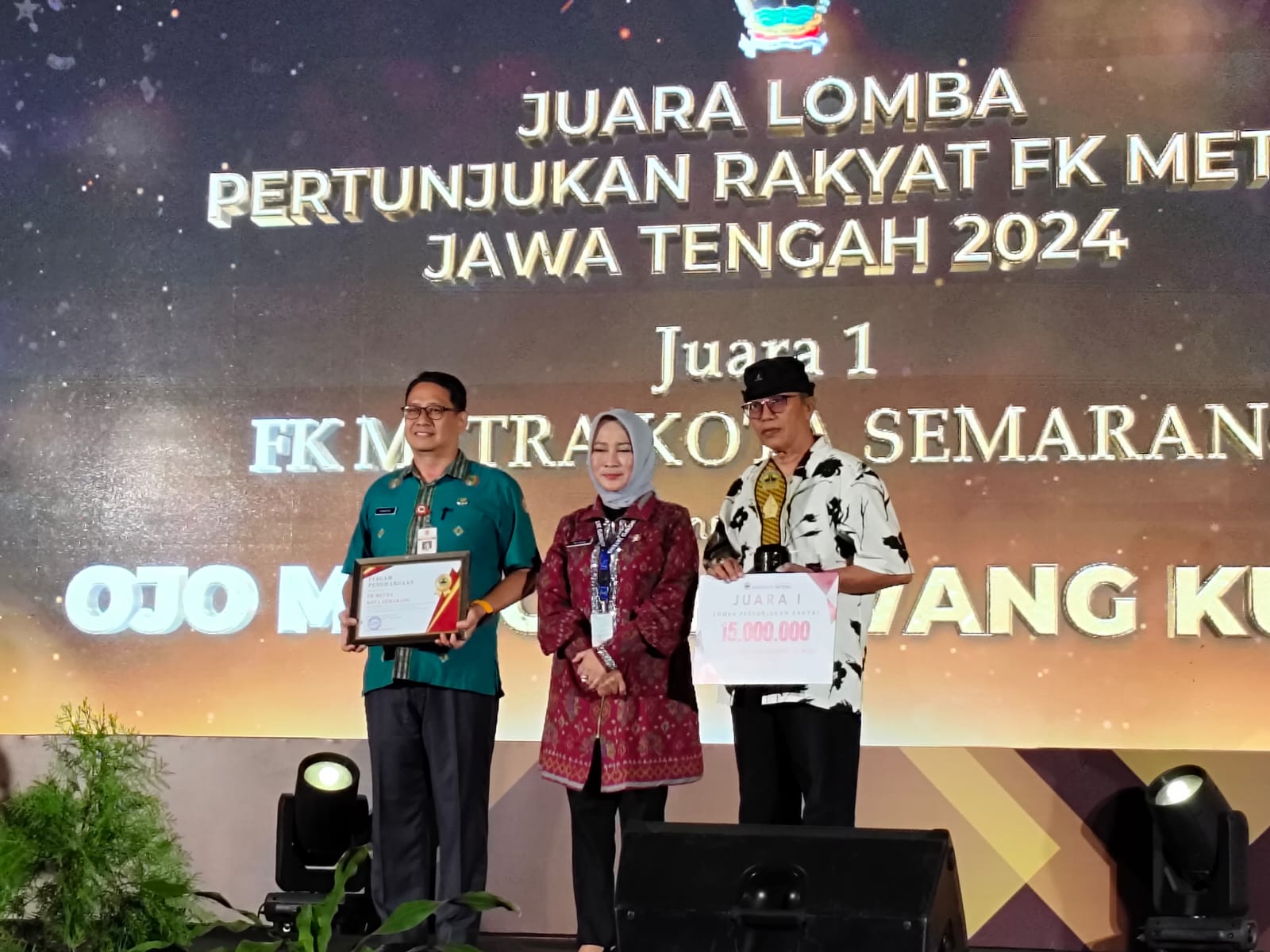 Kota Semarang Raih Juara 1 Lomba Pertunjukan Rakyat FK Metra Jawa Tengah 2024